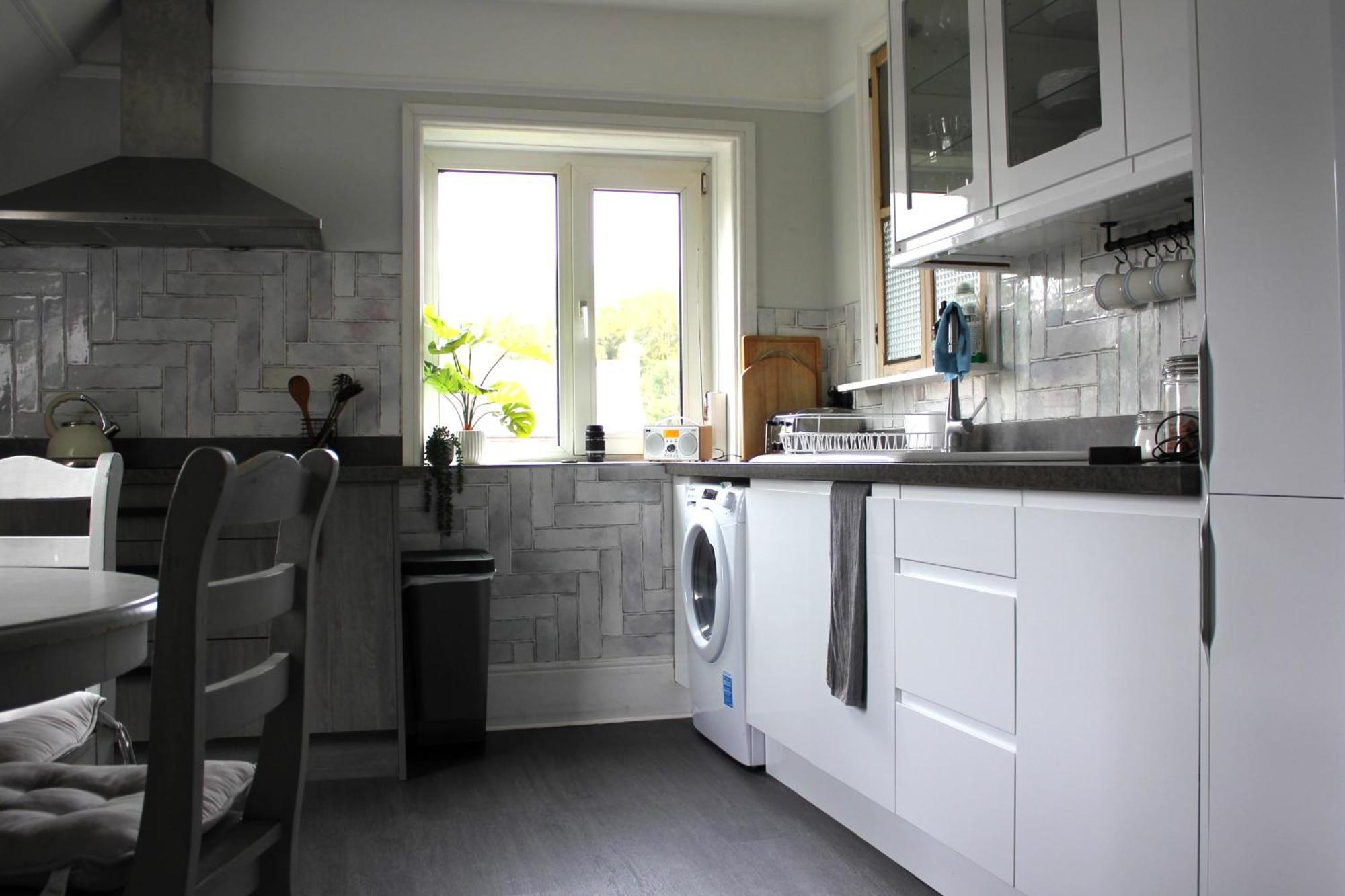 Lovely 3 Bed Condo Reigate Bagian luar foto